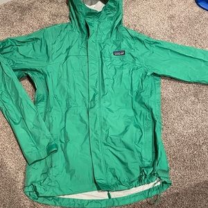 Womens Patagonia Raincoat - Green